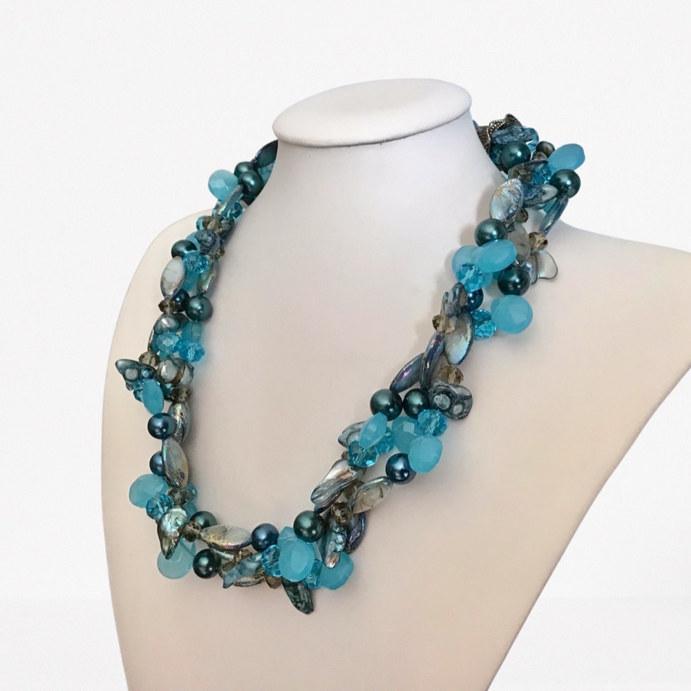 Assorted Three Strands Necklace